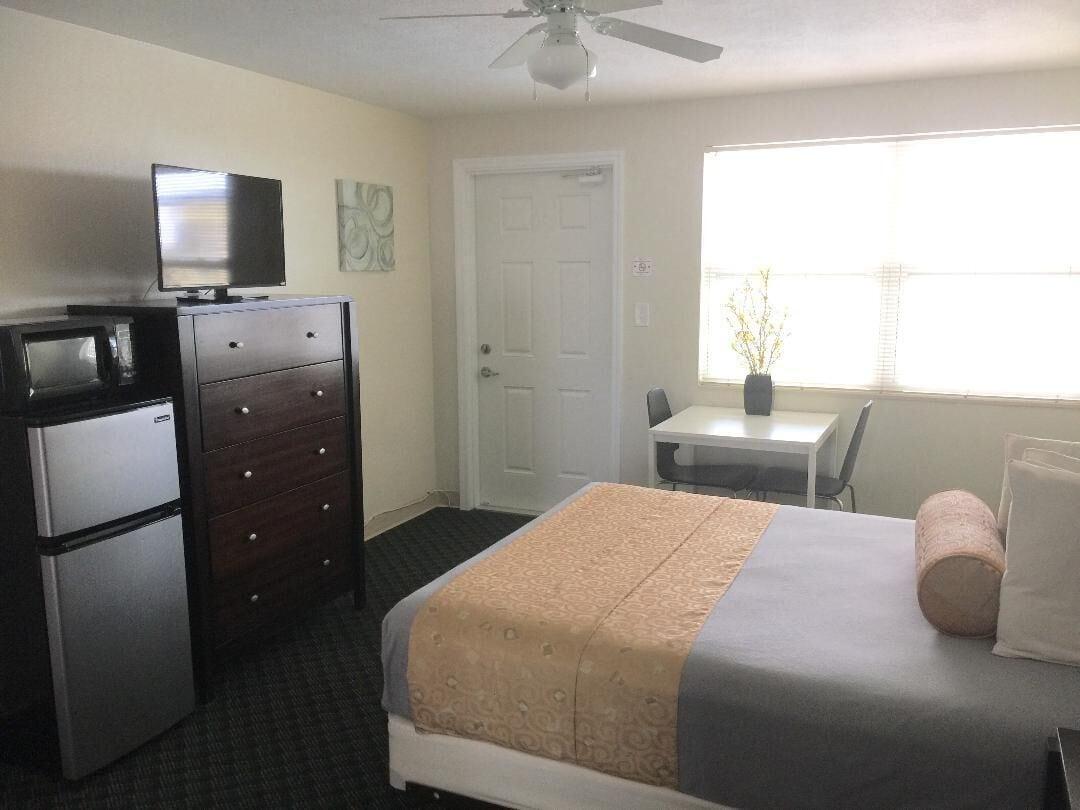 Beachside Resort Motel St. Pete Beach Esterno foto