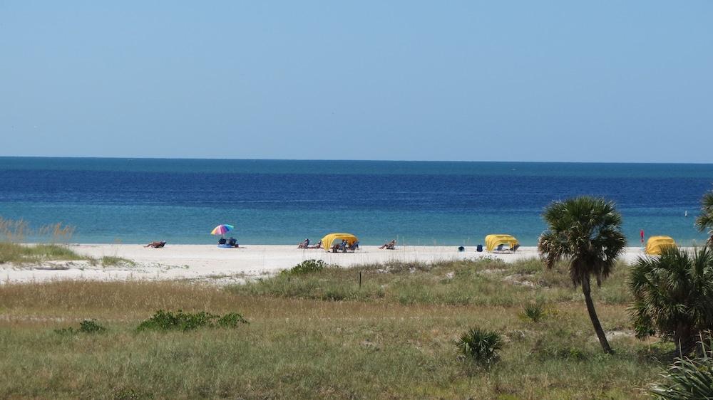 Beachside Resort Motel St. Pete Beach Esterno foto
