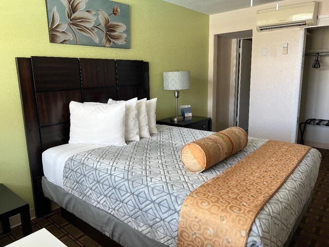 Beachside Resort Motel St. Pete Beach Esterno foto