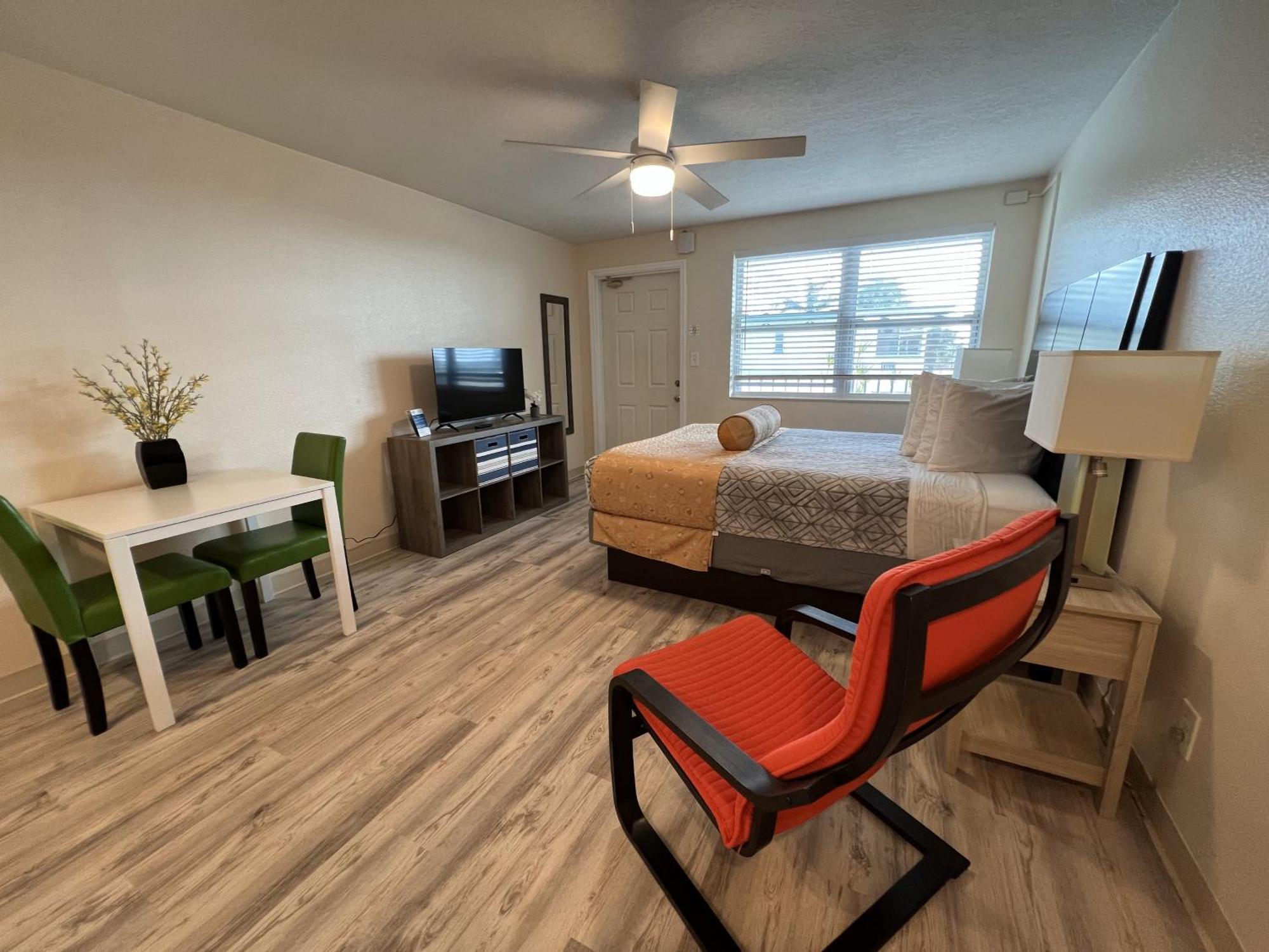 Beachside Resort Motel St. Pete Beach Esterno foto