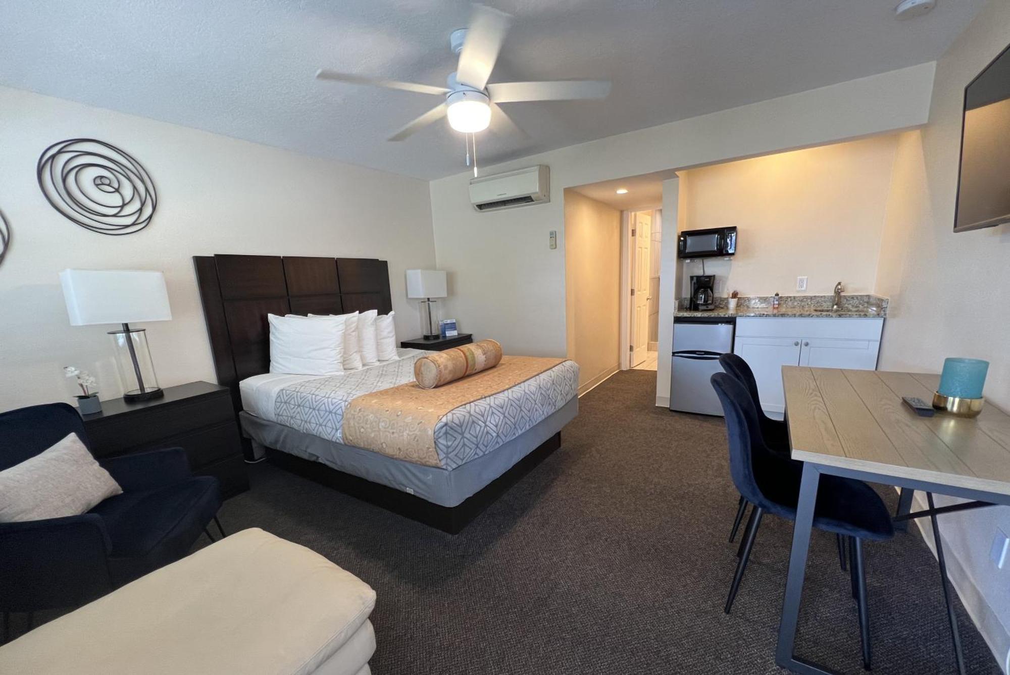 Beachside Resort Motel St. Pete Beach Esterno foto